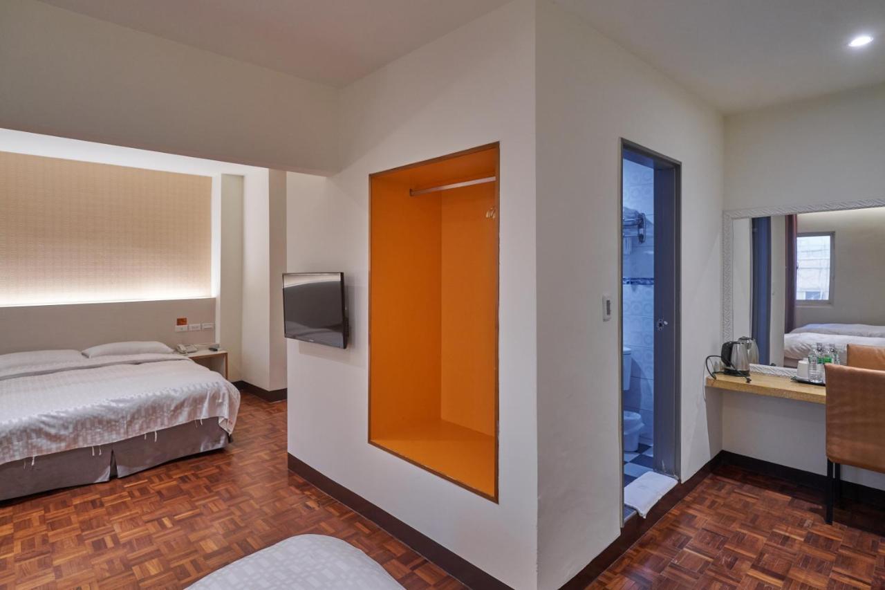 Yung An Business Hotel Tounan Kültér fotó