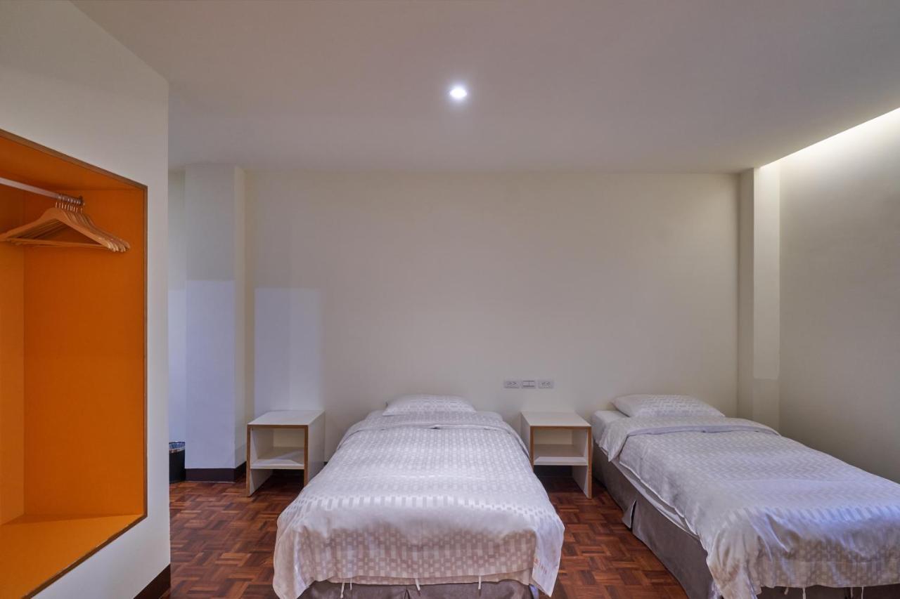 Yung An Business Hotel Tounan Kültér fotó