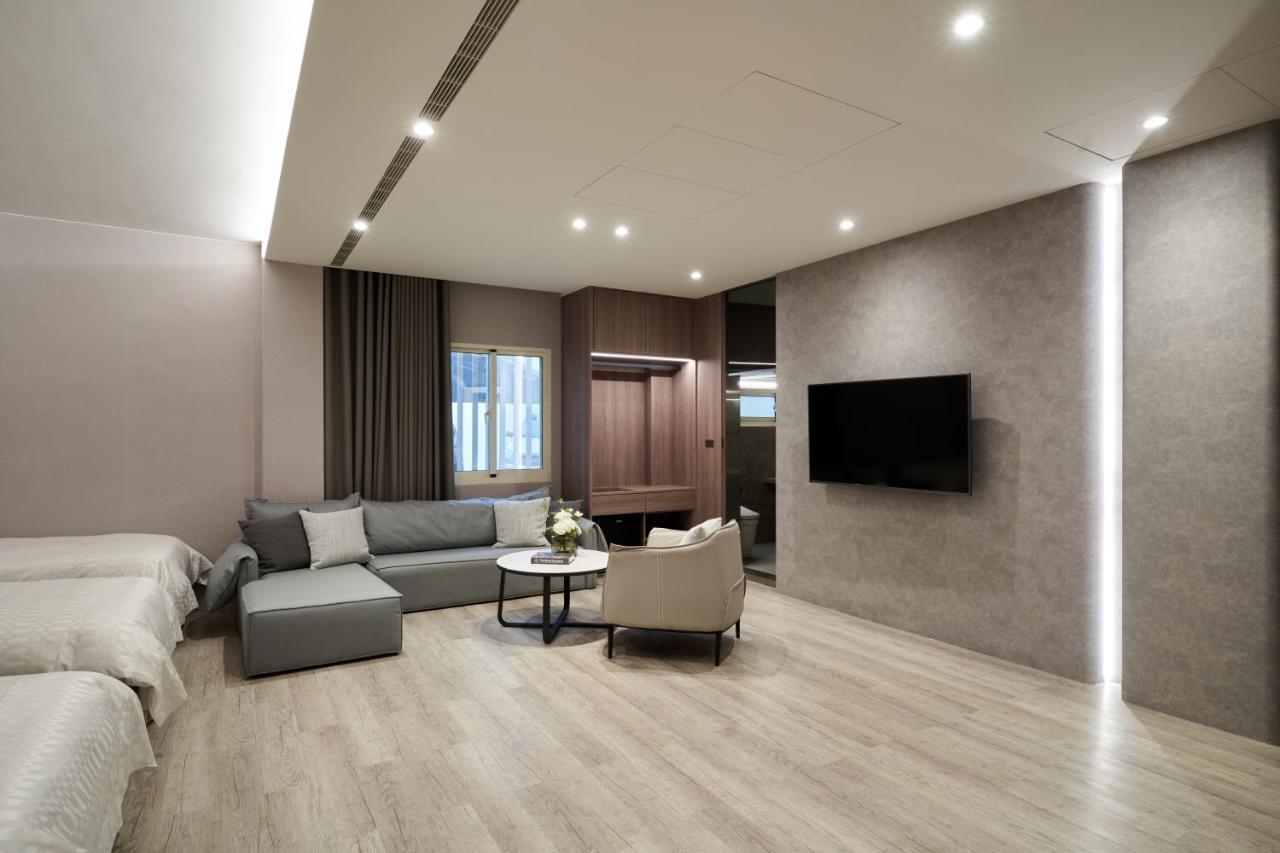 Yung An Business Hotel Tounan Kültér fotó